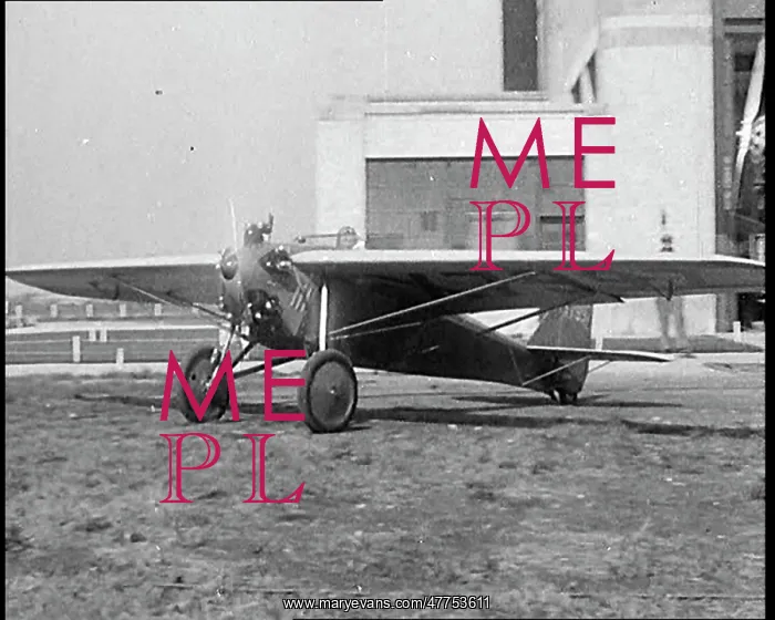 : Small Plane Taxiing and Taking Off : Small Plane Taxiing and Taking Off