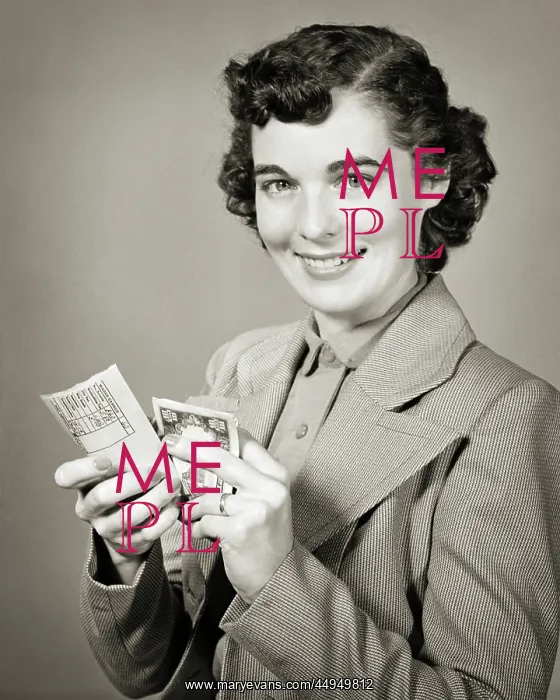 : Smiling Brunette Woman Looking at Camera Opening : Smiling Brunette Woman Looking at Camera Opening