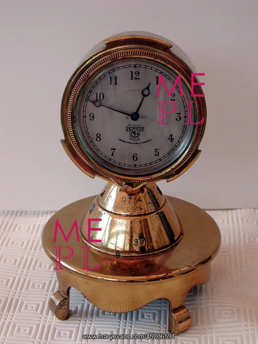 : A Smith's H823 clock encased in a German 77 mm shellcase : A Smith's H823 clock encased in a German 77 mm shellcase
