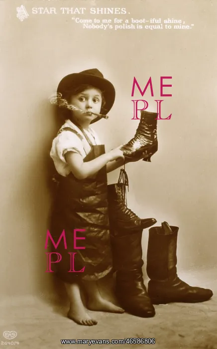 : Smoking shoe shine boy : Smoking shoe shine boy
