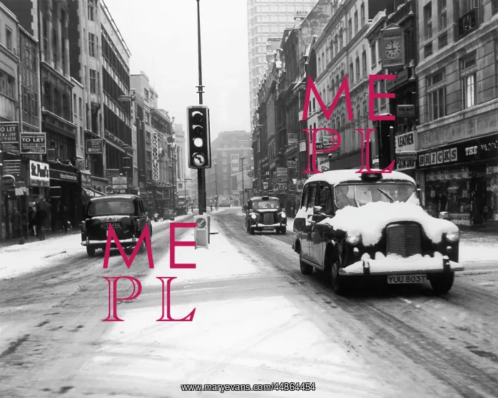 : SNOW ON OXFORD STREET : SNOW ON OXFORD STREET