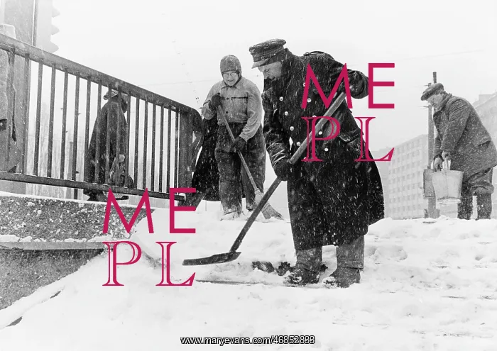 : Snow removal in Vienna 1965 : Snow removal in Vienna 1965