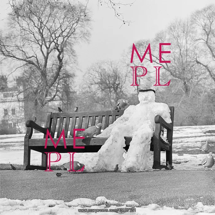 : Snowman In Regents Park : Snowman In Regents Park