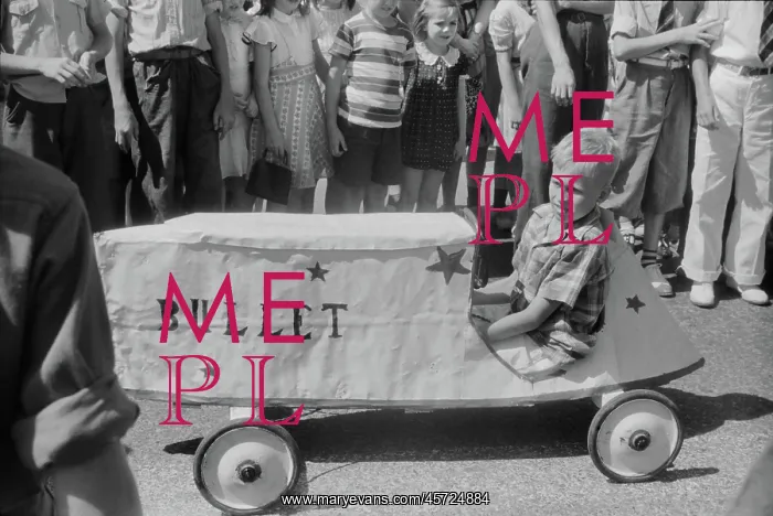 : Soapbox derby - race - competition - boy : Soapbox derby - race - competition - boy