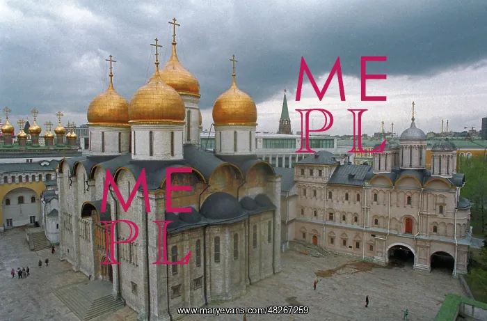 : Sobornaya Square at Moscow Kremlin, 1994 : Sobornaya Square at Moscow Kremlin, 1994