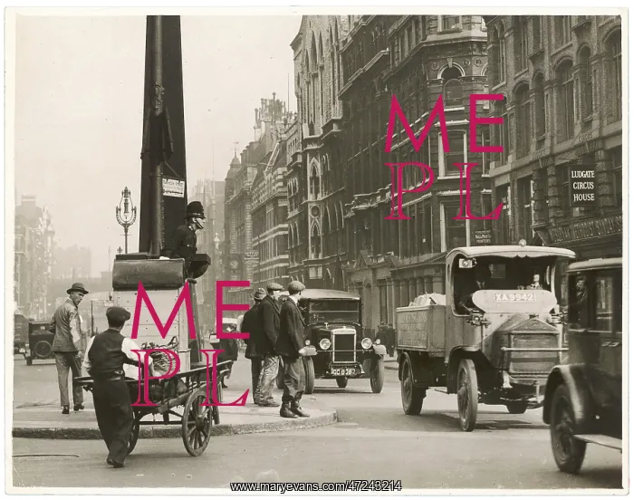 : SOCIAL / LUDGATE 1931 : SOCIAL / LUDGATE 1931