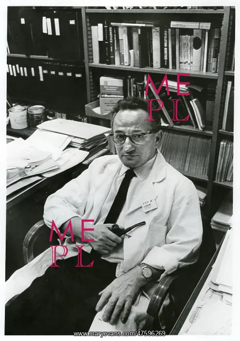: Sol Spiegelman, American Molecular Biologist : Sol Spiegelman, American Molecular Biologist
