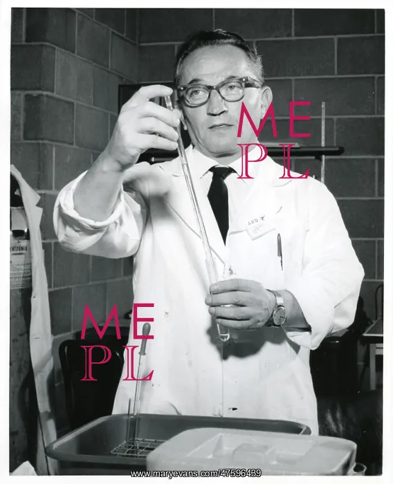 : Sol Spiegelman, American Molecular Biologist : Sol Spiegelman, American Molecular Biologist
