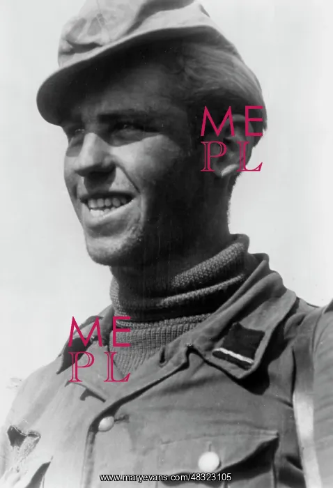 : Soldier of the Waffen-SS, 1942 : Soldier of the Waffen-SS, 1942