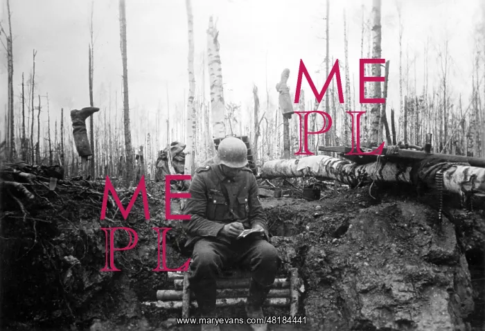 : A Soldier Wirtes a Letter, 1942 : A Soldier Wirtes a Letter, 1942