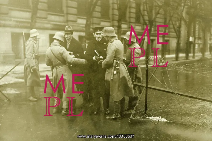 : Soldiers check passers-by before accessing : Soldiers check passers-by before accessing