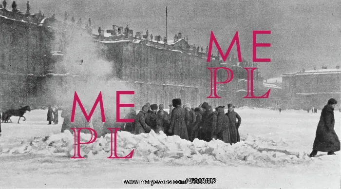 : Soldiers digging graves, Russian Revolution, photograph : Soldiers digging graves, Russian Revolution, photograph