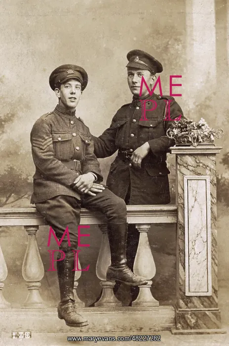 : Two soldiers of the First World War : Two soldiers of the First World War