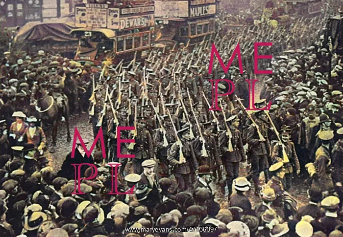 : Soldiers marching along, Commercial Rd, London, WW1 : Soldiers marching along, Commercial Rd, London, WW1