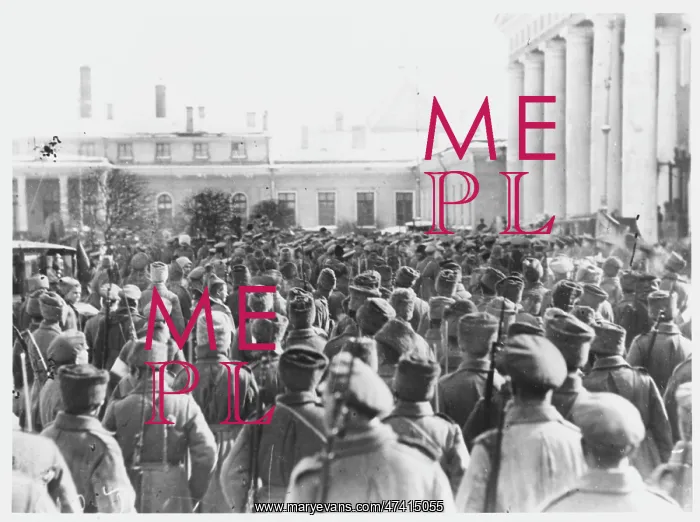 : SOLDIERS IN PETROGRAD : SOLDIERS IN PETROGRAD