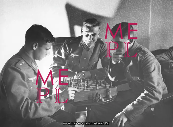 : Soldiers playing chess in the barracks Berlin-Ruhleben : Soldiers playing chess in the barracks Berlin-Ruhleben