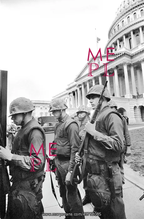 : Soldiers - riots - Washington DC - 1968 : Soldiers - riots - Washington DC - 1968