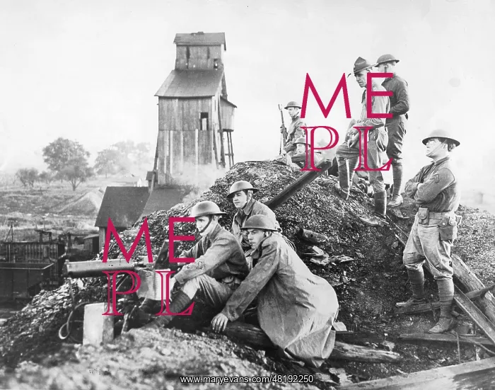 : US soldiers during a strike in a mine, 1932 : US soldiers during a strike in a mine, 1932