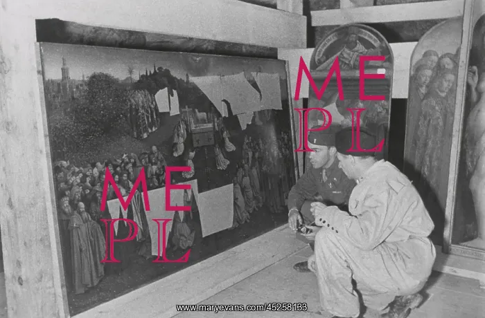 : Soldiers of U.S. Army MFAA Section examining the : Soldiers of U.S. Army MFAA Section examining the