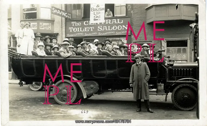 : Solid Tyred ThornycroftLeyland Charabanc, Market Place, Sali : Solid Tyred ThornycroftLeyland Charabanc, Market Place, Sali