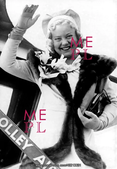  : Sonja Henie