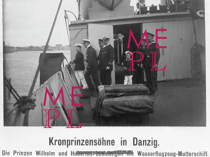 : The sons of the Crown Prince in Danzig, 1915 : The sons of the Crown Prince in Danzig, 1915