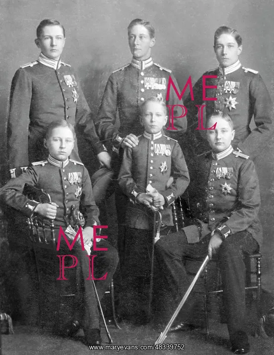 : The five sons of Kaiser Wilhelm II, 1897-1900 : The five sons of Kaiser Wilhelm II, 1897-1900