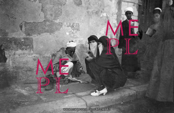 : Soothsayer in Cairo, 1925 : Soothsayer in Cairo, 1925