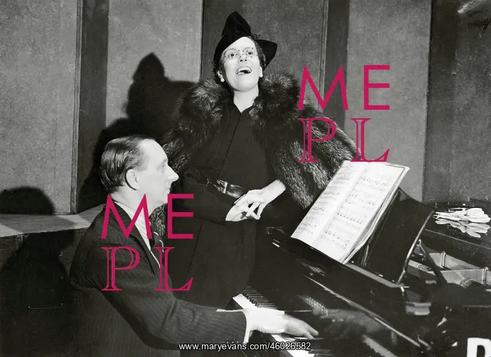 : Soprano Jermila Novotna : Soprano Jermila Novotna