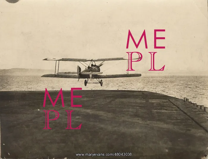 : A Sopwith 1 1 / 2 Strutter takes-off from HMS Furious : A Sopwith 1 1 / 2 Strutter takes-off from HMS Furious