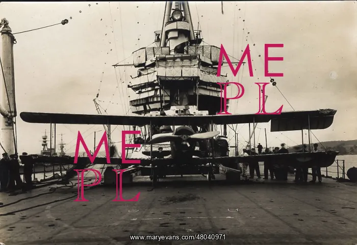 : Sopwith Cuckoo aboard HMS Furious : Sopwith Cuckoo aboard HMS Furious