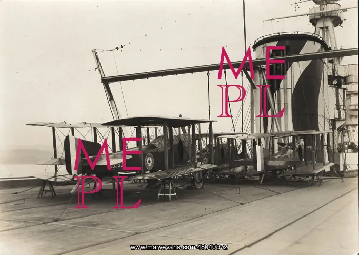 : Sopwith Cuckoos aboard HMS Furious : Sopwith Cuckoos aboard HMS Furious