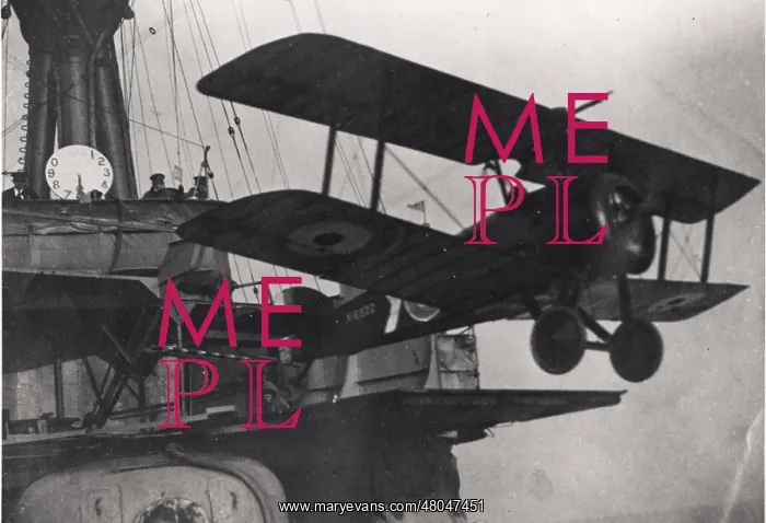 : A Sopwith Pup of the RNAS taking-off : A Sopwith Pup of the RNAS taking-off