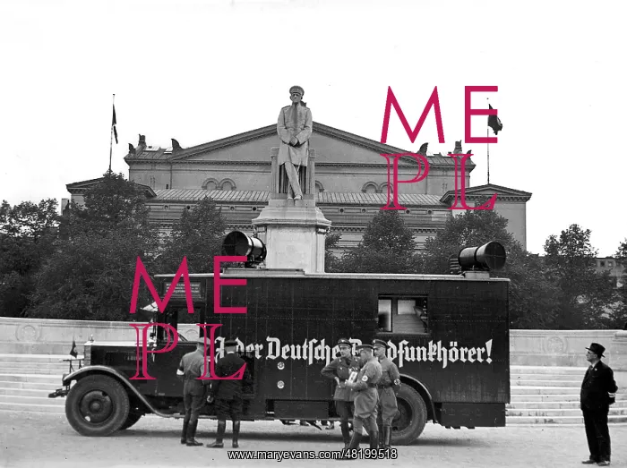 : Sound truck, 1935 : Sound truck, 1935