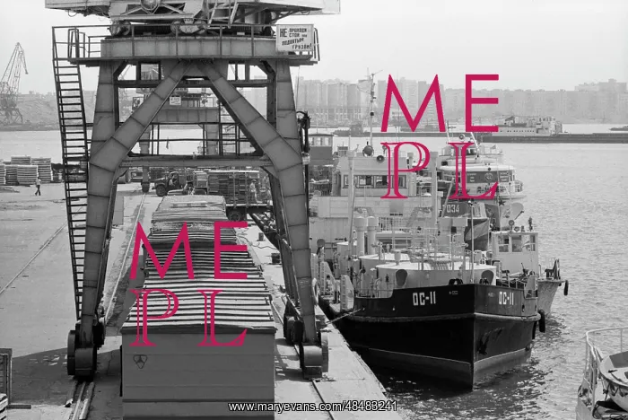 : South port of Moscow : South port of Moscow