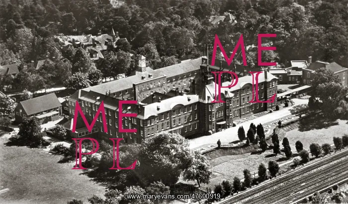 : Southern Railway Servants Orphanage, Woking, Surrey : Southern Railway Servants Orphanage, Woking, Surrey
