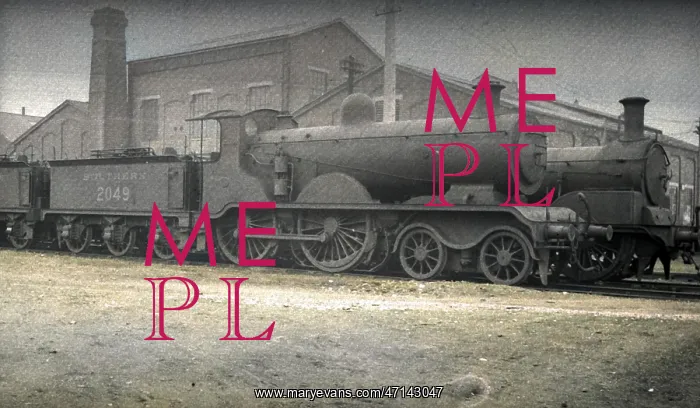 : Southern steam engine with trucks : Southern steam engine with trucks