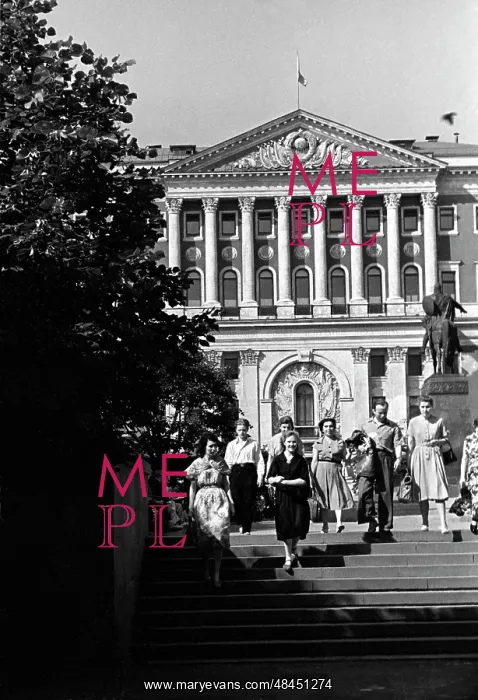 : Sovetskaya Square. Moscow, 1957 : Sovetskaya Square. Moscow, 1957