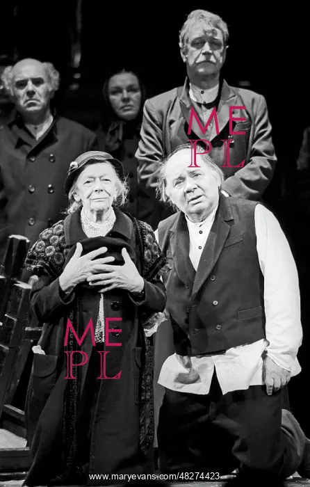 : Soviet actor Yevgeny Leonov on stage at Lenkom, 1989 : Soviet actor Yevgeny Leonov on stage at Lenkom, 1989