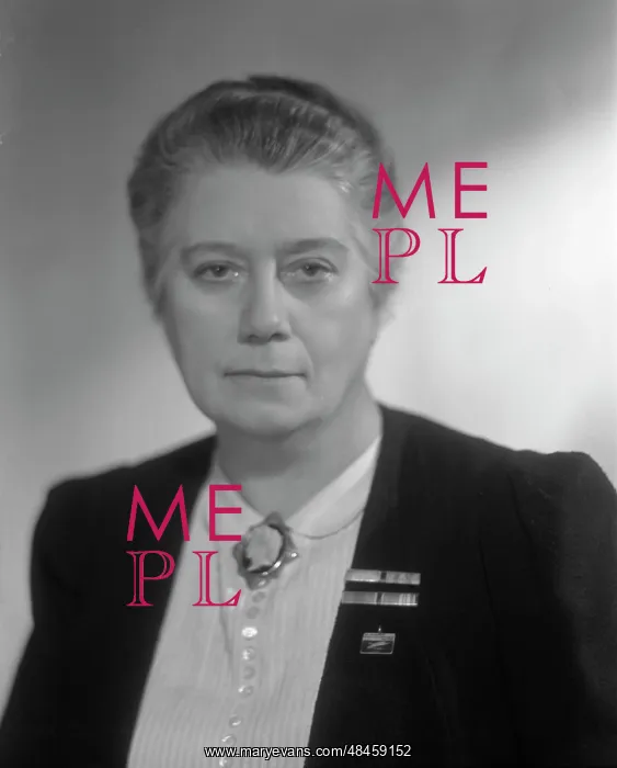 : Soviet actress Evgeniya Hovanskaya : Soviet actress Evgeniya Hovanskaya