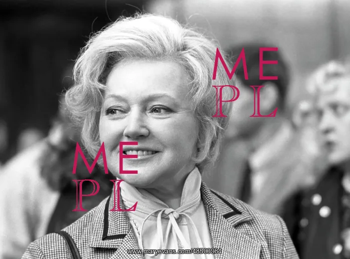 : Soviet actress Lyudmila Kasatkina, 1987 : Soviet actress Lyudmila Kasatkina, 1987