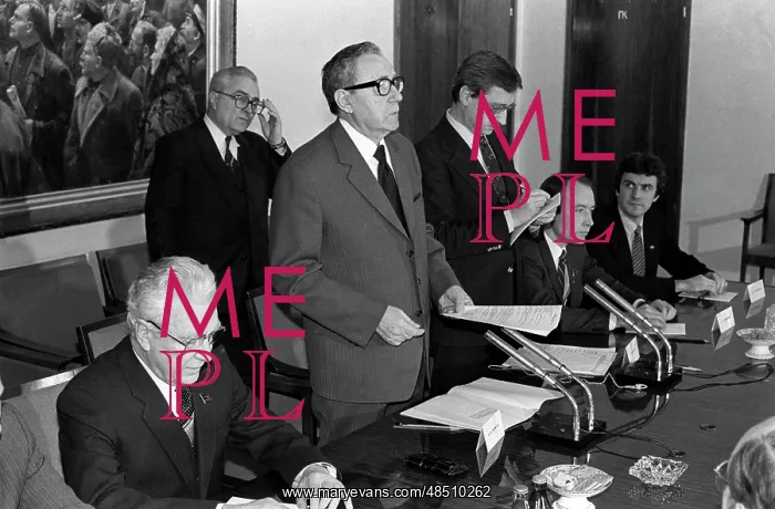 : Soviet-American negotiations, 1988 : Soviet-American negotiations, 1988
