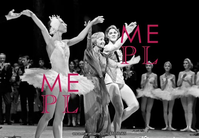 : Soviet ballet dancer Galina Ulanova 75th birthday, 1985 : Soviet ballet dancer Galina Ulanova 75th birthday, 1985