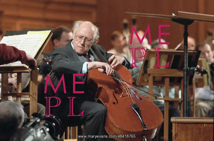 : Soviet cellist Mstislav Rostropovich rehearsal : Soviet cellist Mstislav Rostropovich rehearsal