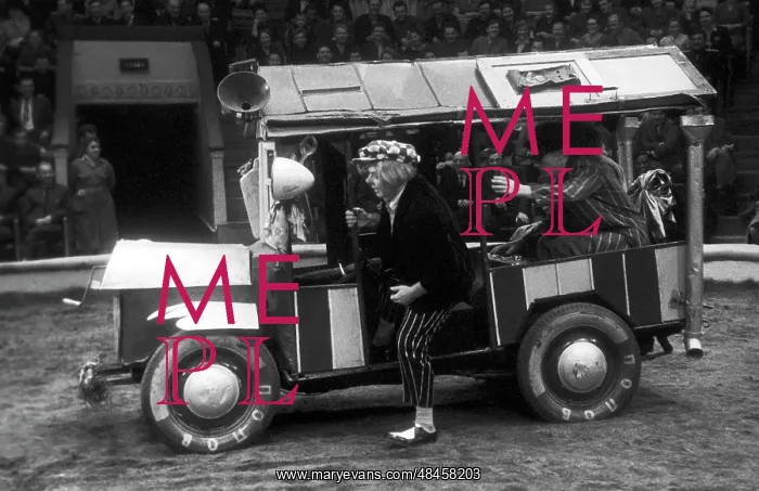 : Soviet clown Oleg Popov : Soviet clown Oleg Popov