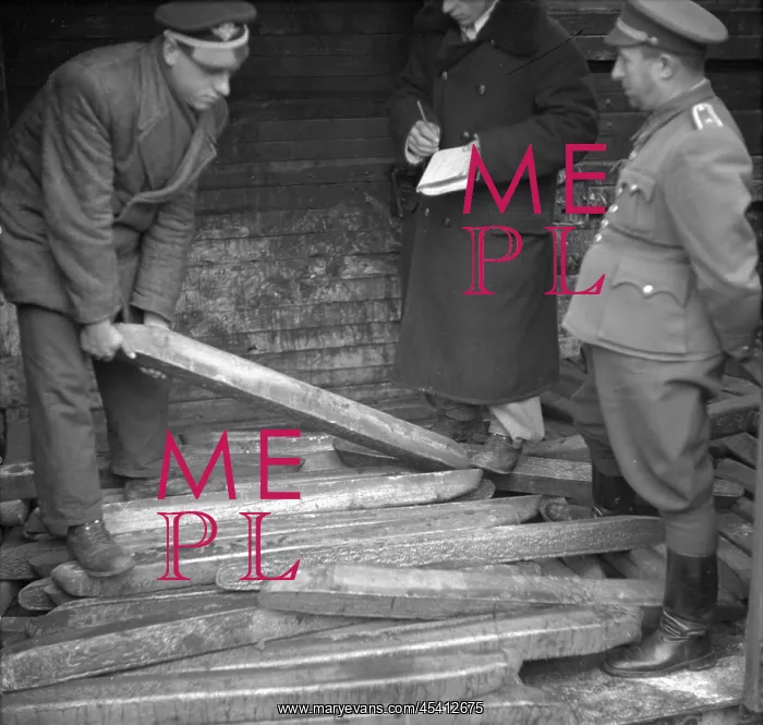 : Soviet commodities import to Czechoslovakia : Soviet commodities import to Czechoslovakia
