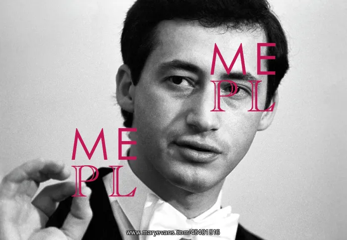: Soviet conductor and violinist Vladimir Spivakov, 1982 : Soviet conductor and violinist Vladimir Spivakov, 1982