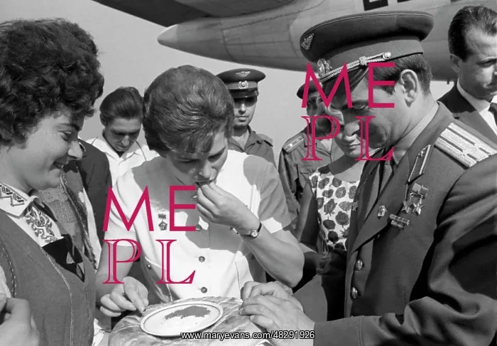 : Soviet cosmonauts visit to Bulgaria : Soviet cosmonauts visit to Bulgaria