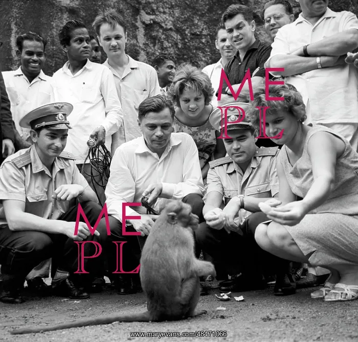 : Soviet cosmonauts visit India : Soviet cosmonauts visit India
