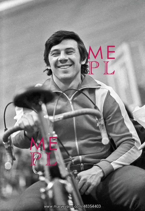 : Soviet cyclist Sergei Kopylov, 1981 : Soviet cyclist Sergei Kopylov, 1981